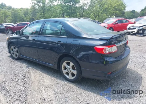 2012 Toyota Corolla S z USA, uszkodzony, nr VIN 2T1BU4EE5CC894726